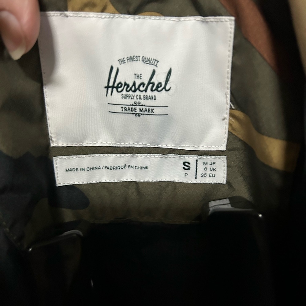 Women’s Hershel Supply Tan Single-Breasted Trench Coat-size small - Picture 6 of 9